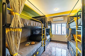 The Hosteller Rishikesh, Ganges