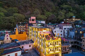 The Hosteller Rishikesh, Ganges