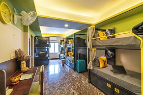 The Hosteller Rishikesh, Ganges