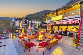 The Hosteller Rishikesh, Ganges