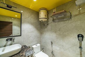 The Hosteller Rishikesh, Ganges