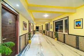 The Hosteller Rishikesh, Ganges