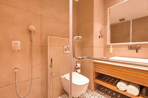 Lemon Tree Hotel Arpora Goa