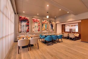 Lemon Tree Hotel Arpora Goa