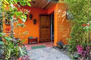 Chameleon Hill Forest Lodge