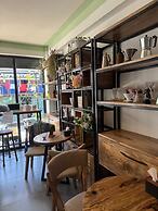 Almost Home Guest House and Cafe