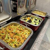 Linfen Wanda Yuehua Hotel