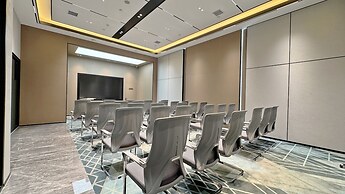 Linfen Wanda Yuehua Hotel