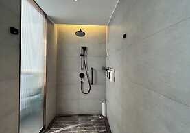 Linfen Wanda Yuehua Hotel