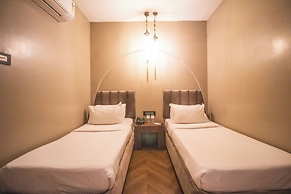 White Pearl Colaba