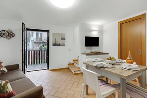 Zagara House Lake View & Shared Pool