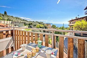 Zagara House Lake View & Shared Pool