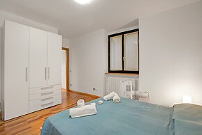 Magnolia House With Shared Pool