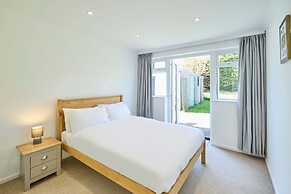 Host Stay Park View