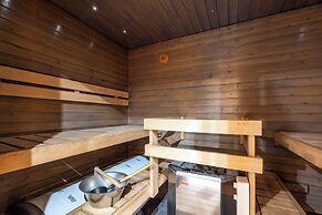 3BR Holiday Apt. with Sauna