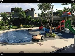 Salute de Madison Park Apartments