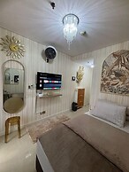 Salute de Madison Park Apartments