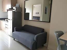 Salute de Madison Park Apartments