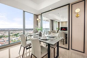 Fairview House - Luxstay near Airport