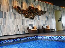 Fairview House - Luxstay near Airport