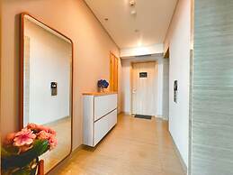 Fairview House - Luxstay near Airport