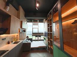 Fairview House - Luxstay near Airport