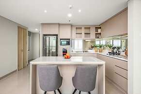 Fairview House - Luxstay near Airport