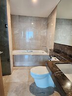 Fairview House - Luxstay near Airport