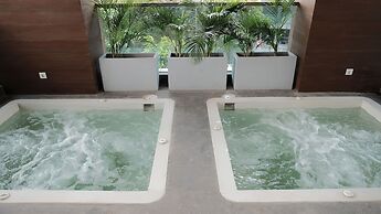 Capitol Prism Sky Suites