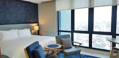 Capitol Prism Sky Suites