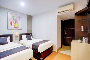 Townhouse Oak Batam near Grand Batam Mall formerly Lucky Star Hotel