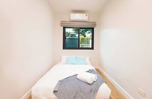 Stylish 5BR Poolhouse & Theater 2mins to BTS