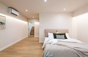 Stylish 5BR Poolhouse & Theater 2mins to BTS