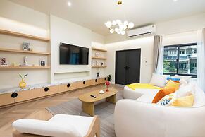 Stylish 5BR Poolhouse & Theater 2mins to BTS