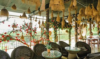 Sea Breeze Resort & Spa