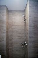 Premium Collins Boulevard Near Airport