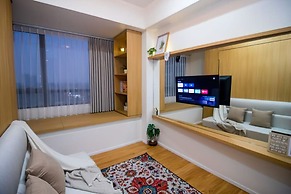 Premium Collins Boulevard Near Airport