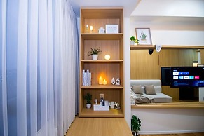 Premium Collins Boulevard Near Airport