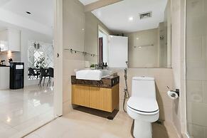 Casa Grande Residence