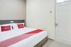 OYO 94494 Krekot Residence Pasar Baru