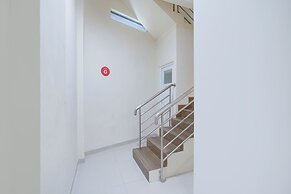 OYO 94494 Krekot Residence Pasar Baru