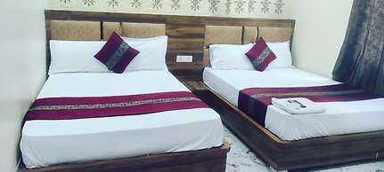 Hotel Raghubeer Temple