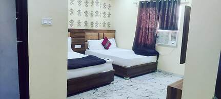 Hotel Raghubeer Temple