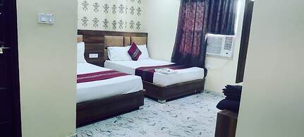 Hotel Raghubeer Temple