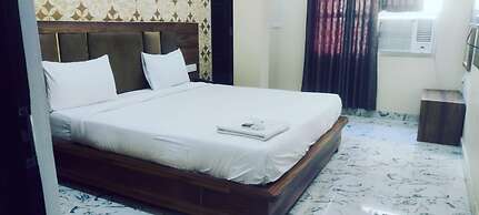 Hotel Raghubeer Temple