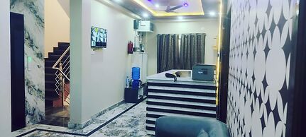 Hotel Raghubeer Temple