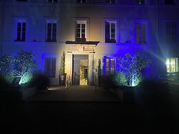 Chateau de Mont-Vert