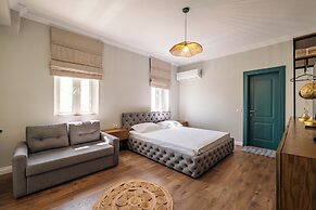 Kristianna Apartments