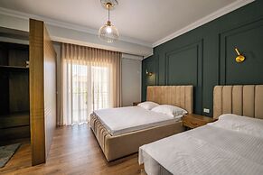 Kristianna Apartments