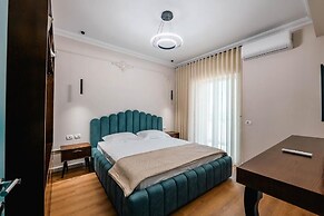 Kristianna Apartments